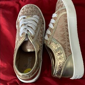 Michael Kors Shoes in gold